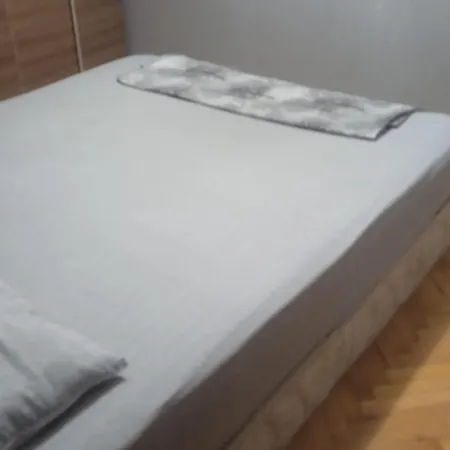 Διαμέρισμα Taurus For Rent Flat Cheap Vacation *